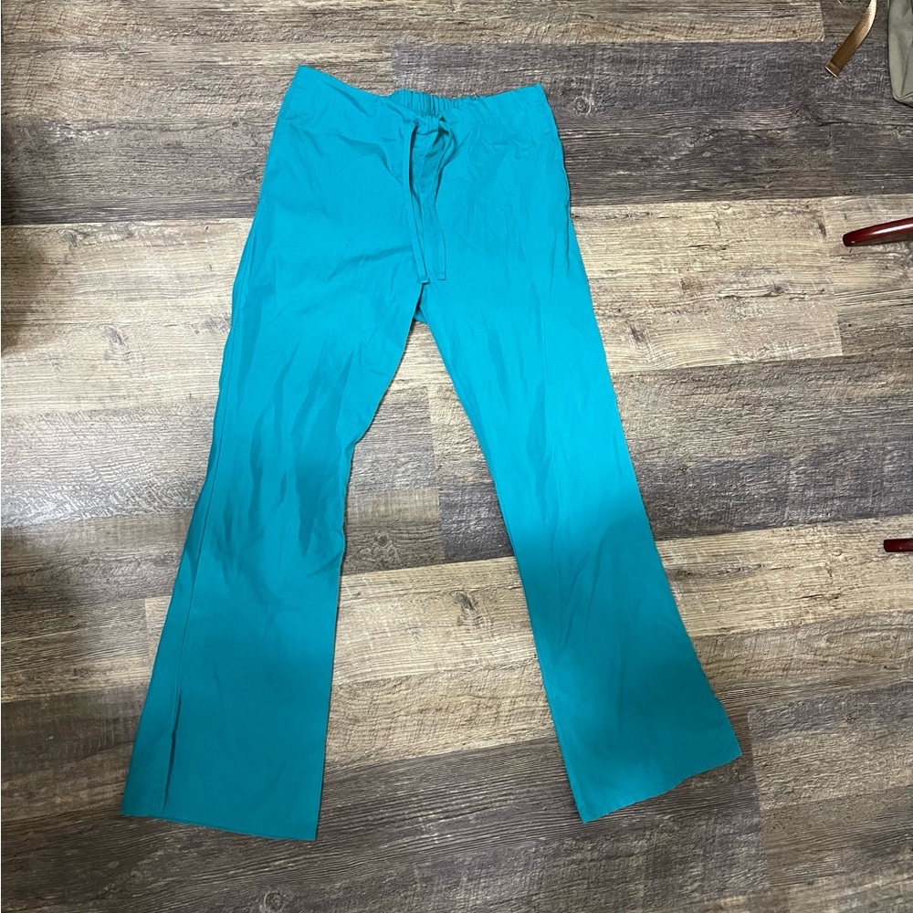 Scrub pants